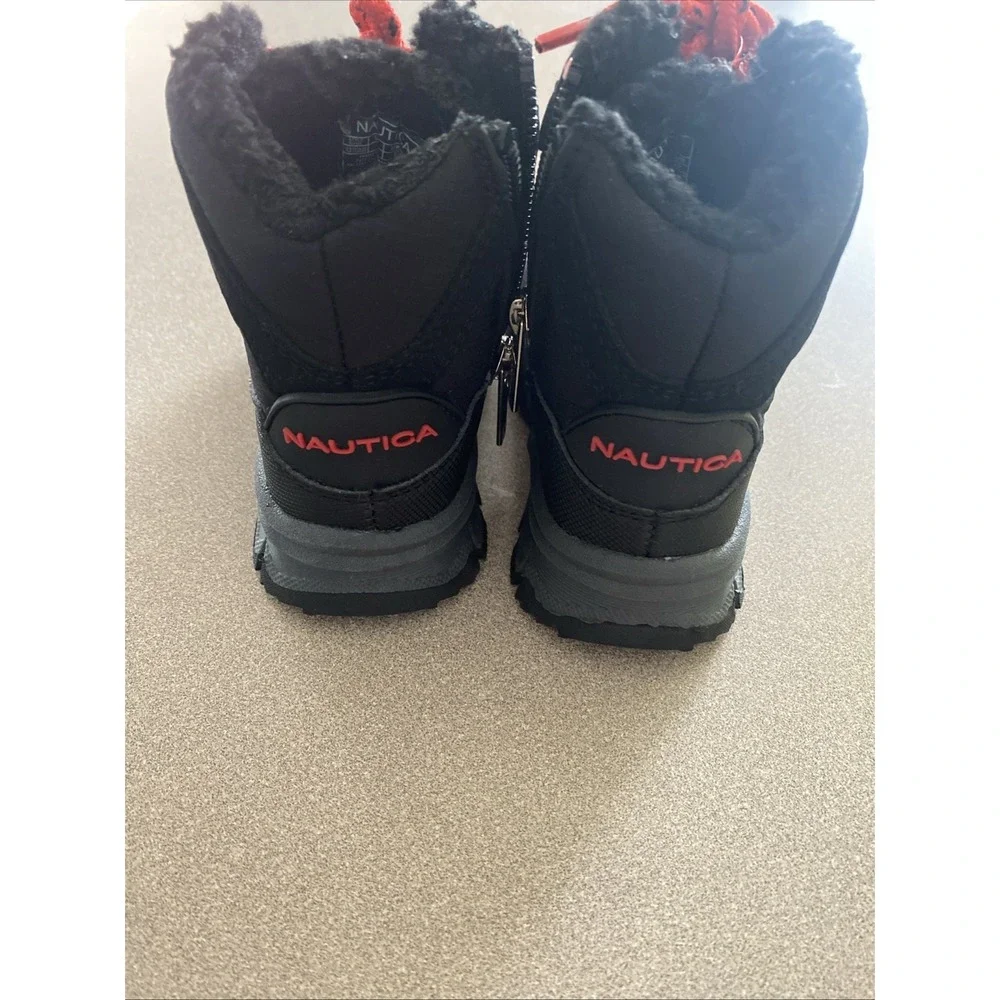 Boys Nautica Boots For Hiking Snow Or Winter Size 6